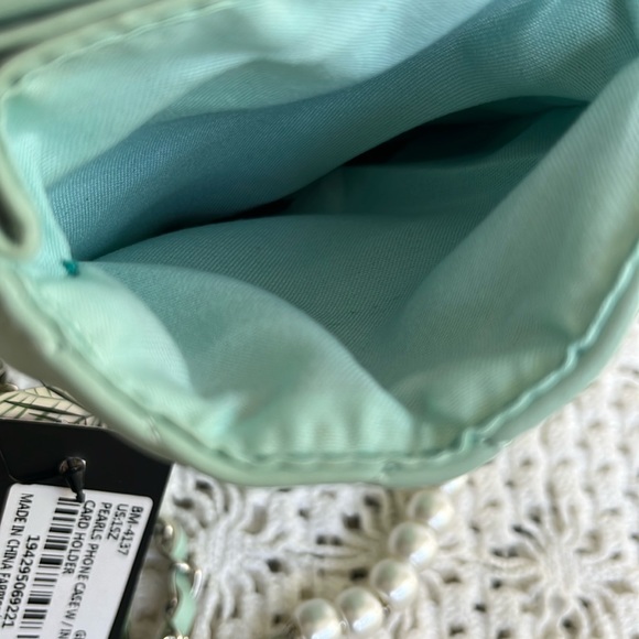 NWT Easter/spring phone case with insert card holder/ pearl strap. Mint green. - Picture 6 of 11